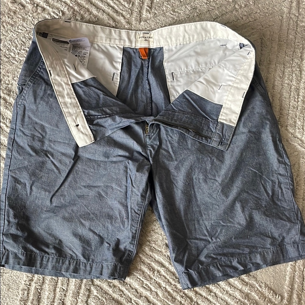 Men's Dockers blue size 34 Blue Chino Shorts
